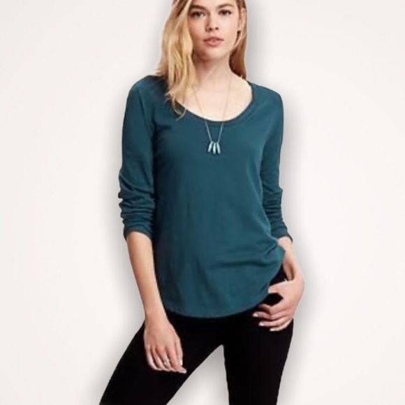 💫4/30 OLD NAVY Relaxed Fit Scoop Neck Tee - Picture 1 of 3